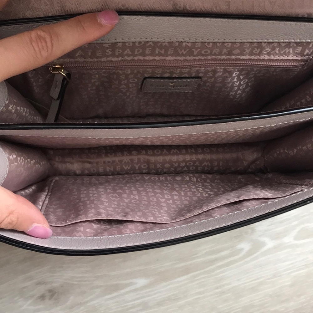 Authentic Kate Spade Crossbody - Picture 8 of 8